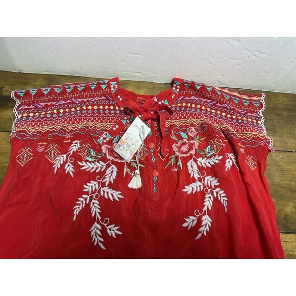 Johnny Was Lissa Embroidered Floral Peasent Tunic Top Rayon Size XS NWT - Picture 2 of 13